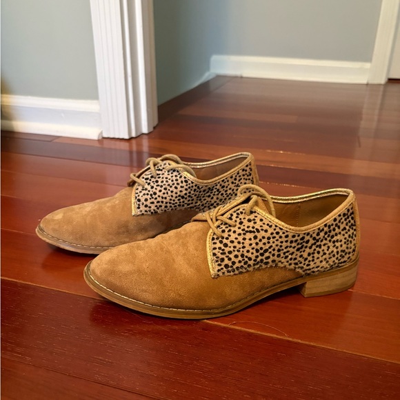Vanessa Wu Leopard Oxfords - Picture 1 of 7